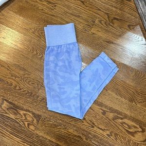 NVGTN periwinkle camo leggings